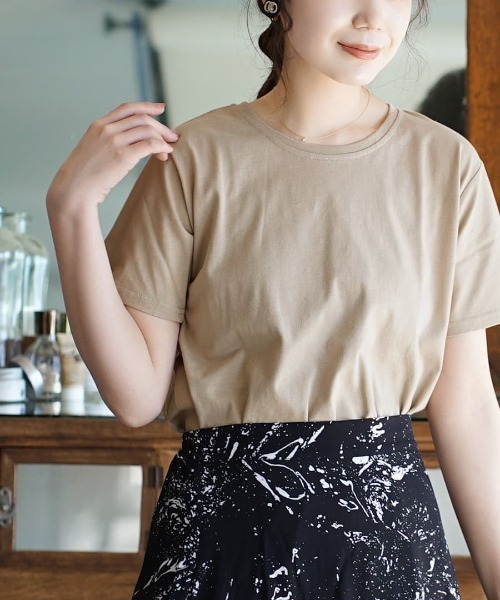 zootie（ズーティー）の「【汗が染みない！シンプルTシャツ】 汗しみない Tシャツ［スタンダード］ 汗染み防止 汗ジミ防止（Tシャツ/カットソー・レディース・ラベンダー/オレンジ系その他2/オフホワイト/グレイッシュブルー/ネイビー/グレイッシュベージュ/ブラック/モカ/ライトカーキ/ライトブルー/杢グレー/ダークグリーン/パープル系その他/ダークブラウン/アイボリー/ブルー系その他2/レッド系その他/ミント/イエロー系その他・L/LL/3L/M）」の7枚目の写真