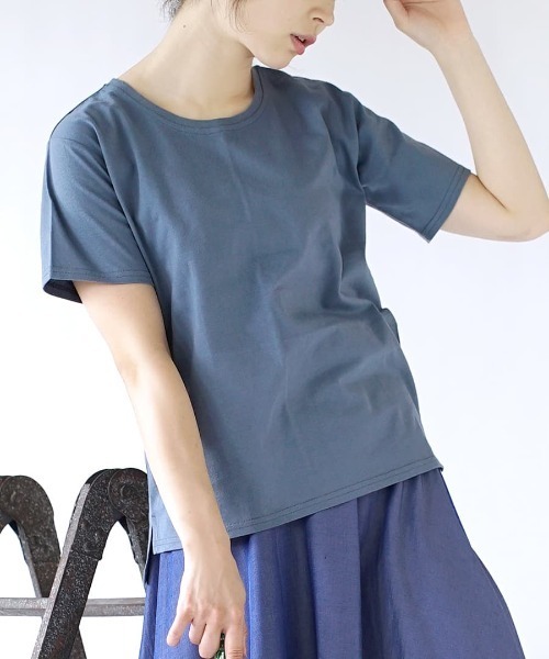 zootie（ズーティー）の「【汗が染みない！シンプルTシャツ】 汗しみない Tシャツ［スタンダード］ 汗染み防止 汗ジミ防止（Tシャツ/カットソー・レディース・ラベンダー/オレンジ系その他2/オフホワイト/グレイッシュブルー/ネイビー/グレイッシュベージュ/ブラック/モカ/ライトカーキ/ライトブルー/杢グレー/ダークグリーン/パープル系その他/ダークブラウン/アイボリー/ブルー系その他2/レッド系その他/ミント/イエロー系その他・L/LL/3L/M）」の13枚目の写真