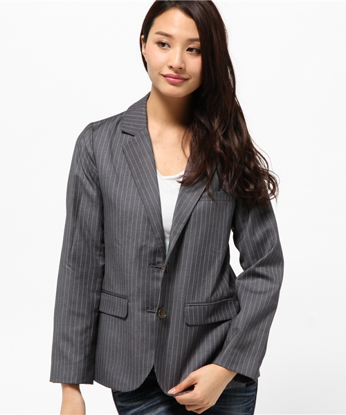 one after another NICE CLAUP（ワンアフターアナザーナイスクラップ）の「【non-no4月号掲載 ナイスクラップ】テーラードジャケット（テーラードジャケット・レディース・ベージュ/ネイビー/グレー・MEDIUM/LARGE）」の18枚目の写真