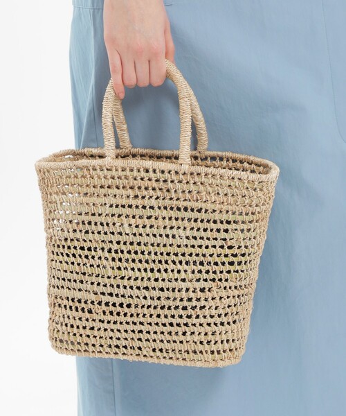 MACKINTOSH PHILOSOPHY（ﾏｯｷﾝﾄｯｼｭ ﾌｨﾛｿﾌｨｰ）の「GREY LABEL アバカバスケット（かごバッグ・レディース・ベージュ・FREE）」の4枚目の写真