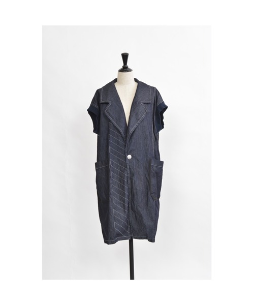 gomme（ゴム）の「6ozデニム　ノースリーブジャケット（その他アウター・レディース・インディゴブルー/ブラック・MEDIUM）」の8枚目の写真