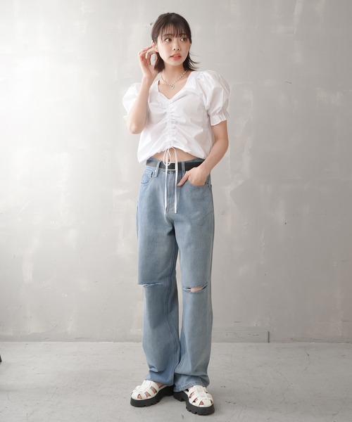 SPINNS（スピンズ）の「カットオフデニム ストレートパンツ（デニムパンツ・レディース・ブラック/ブラック系その他/ブルー/ケミカルウォッシュ・S/M）」の6枚目の写真