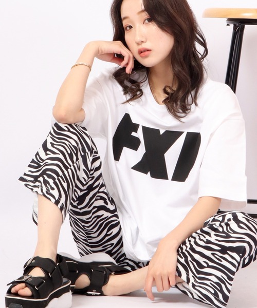 FLASH PACKER(フラッシュパッカー)の「FLASH PACKER Tシャツ(Tシャツ/カットソー・メンズ・ブラック/タン/ホワイト系その他/ホワイト・M/L/XL/S)」の3枚目の写真
