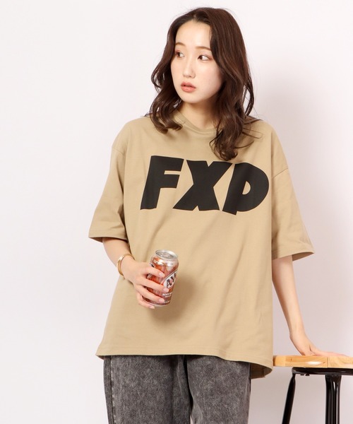FLASH PACKER(フラッシュパッカー)の「FLASH PACKER Tシャツ(Tシャツ/カットソー・メンズ・ブラック/タン/ホワイト系その他/ホワイト・M/L/XL/S)」の5枚目の写真
