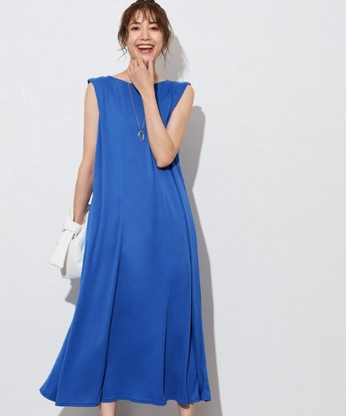 Pierrot（ピエロ）の「タックスリーブロングワンピース（ワンピース・レディース・ピンク/ブルー/グレイッシュベージュ/ブラック/ネイビー/グリーン/モカ/イエロー/ミント/レッド・L/M/PM/PS/PL）」の12枚目の写真