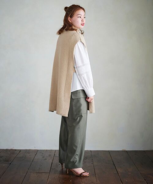 le.coeur blanc(ルクールブラン)の「ナチュラリーカーゴパンツ(カーゴパンツ・レディース・カーキオリーブ/オフホワイト・36/38)」の22枚目の写真