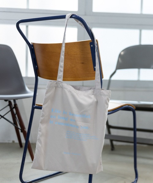 repipi armario（レピピ アルマリオ）の「カラートートBAG（トートバッグ・キッズ・ホワイト/グレー/ブラウン/グリーン/ピンク/ブルー・FREE）」の3枚目の写真