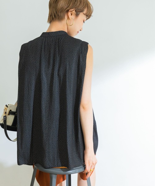 URBAN RESEARCH(アーバンリサーチ)の「割繊ボウタイブラウス(シャツ/ブラウス・レディース・ベージュ/オフホワイト/ブラック系その他・FREE)」の19枚目の写真