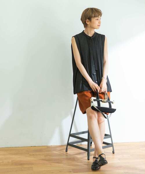 URBAN RESEARCH(アーバンリサーチ)の「割繊ボウタイブラウス(シャツ/ブラウス・レディース・ベージュ/オフホワイト/ブラック系その他・FREE)」の17枚目の写真