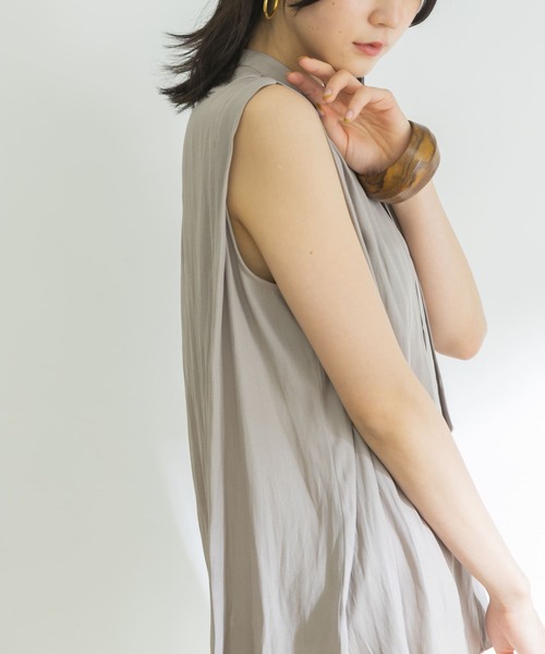 URBAN RESEARCH(アーバンリサーチ)の「割繊ボウタイブラウス(シャツ/ブラウス・レディース・ベージュ/オフホワイト/ブラック系その他・FREE)」の13枚目の写真