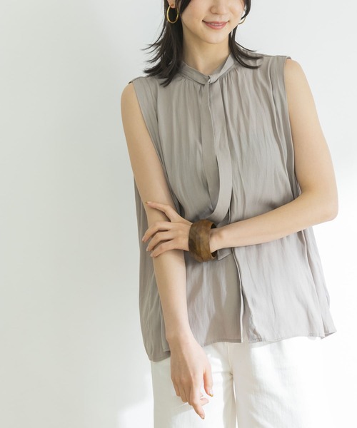 URBAN RESEARCH(アーバンリサーチ)の「割繊ボウタイブラウス(シャツ/ブラウス・レディース・ベージュ/オフホワイト/ブラック系その他・FREE)」の21枚目の写真