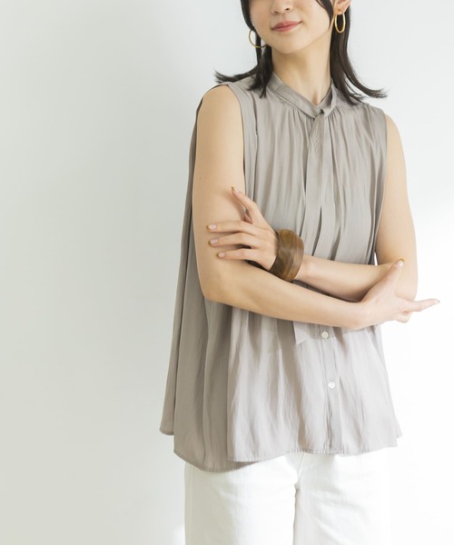 URBAN RESEARCH(アーバンリサーチ)の「割繊ボウタイブラウス(シャツ/ブラウス・レディース・ベージュ/オフホワイト/ブラック系その他・FREE)」の22枚目の写真