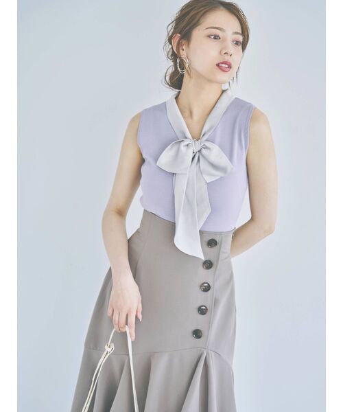 dazzlin（ダズリン）の「ボタンナローボリュームスカート（スカート・レディース・ブラック/モカ/インディゴブルー・SMALL/MEDIUM）」の5枚目の写真