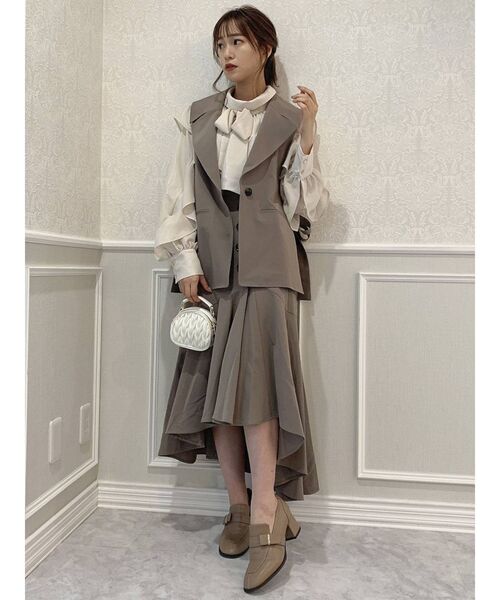 dazzlin（ダズリン）の「ボタンナローボリュームスカート（スカート・レディース・ブラック/モカ/インディゴブルー・SMALL/MEDIUM）」の10枚目の写真