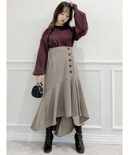 dazzlin（ダズリン）の「ボタンナローボリュームスカート（スカート・レディース・ブラック/モカ/インディゴブルー・SMALL/MEDIUM）」の6枚目の写真