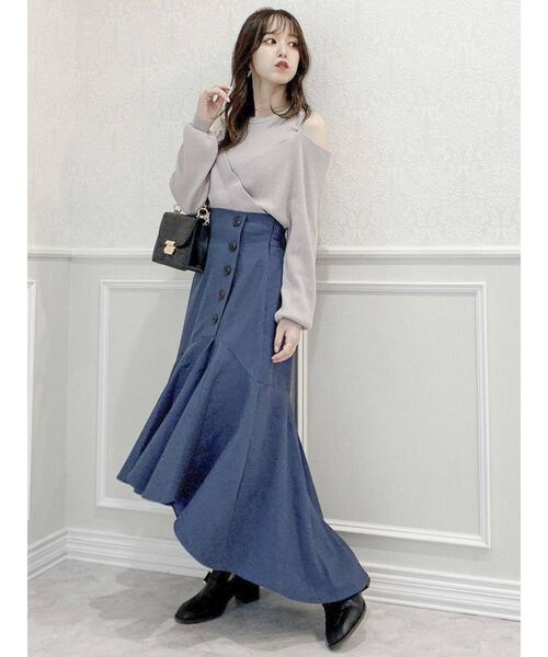 dazzlin（ダズリン）の「ボタンナローボリュームスカート（スカート・レディース・ブラック/モカ/インディゴブルー・SMALL/MEDIUM）」の4枚目の写真