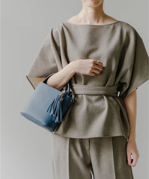 Atelier nuu（アトリエヌウ）の「Atelier nuu loopバケット（ショルダーバッグ・レディース・アイボリー/グレイッシュベージュ/スカイブルー/ピンクベージュ・FREE）」の3枚目の写真