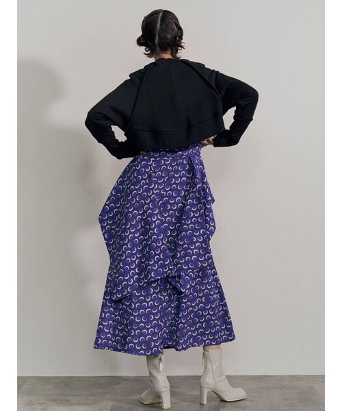 新品★ ランダムドットペプラムワンピース UN3D.（アンスリード）の「ランダムドットペプラムワンピース