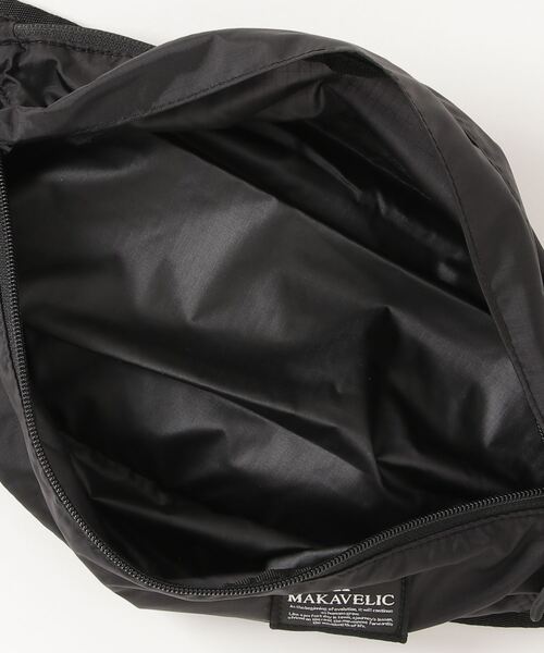 MAKAVELIC（マキャベリック）の「【MAKAVELIC】RICO SUPER LIGHT WAIST BAG（ボディバッグ/ウエストポーチ・メンズ・ブラック/ベージュ/ネイビー・FREE）」の11枚目の写真