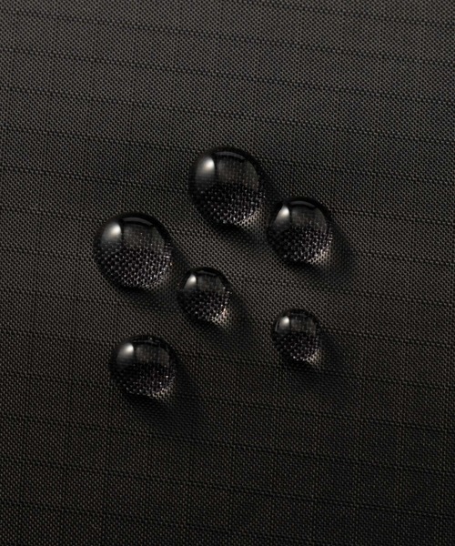 THE NORTH FACE(ザノースフェイス)の「【ZOZOTOWN限定】THE NORTH FACE/ノース・フェイス GTX NUPTSE VEST GORE-TEX ダウンベスト ND92261(ダウンベスト・メンズ・ブラック・M/L/XL)」の9枚目の写真