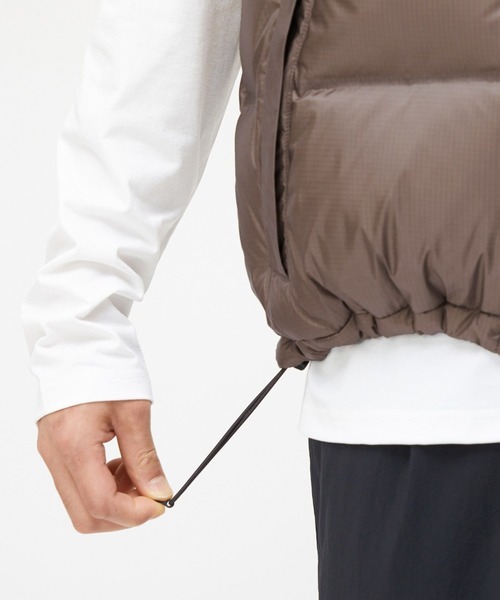 THE NORTH FACE(ザノースフェイス)の「【ZOZOTOWN限定】THE NORTH FACE/ノース・フェイス GTX NUPTSE VEST GORE-TEX ダウンベスト ND92261(ダウンベスト・メンズ・ブラック・M/L/XL)」の10枚目の写真