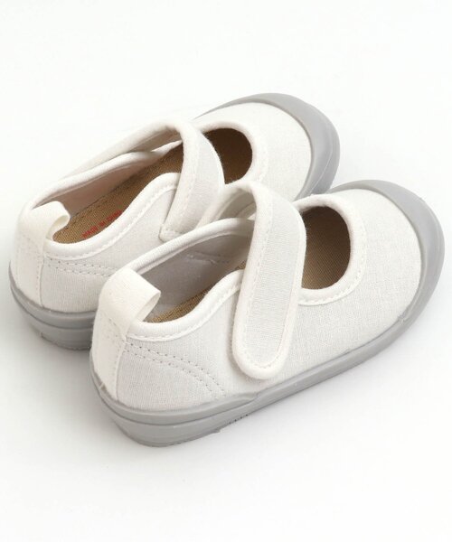 BREEZE(ブリーズ)の「【履きやすいベロクロ式】上履き(スリッポン・キッズ・ベージュ/グレー/オレンジ/ブルー・15 /18/17/19/14/16)」の7枚目の写真