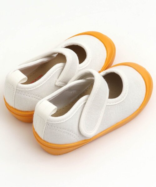 BREEZE(ブリーズ)の「【履きやすいベロクロ式】上履き(スリッポン・キッズ・ベージュ/グレー/オレンジ/ブルー・15 /18/17/19/14/16)」の8枚目の写真