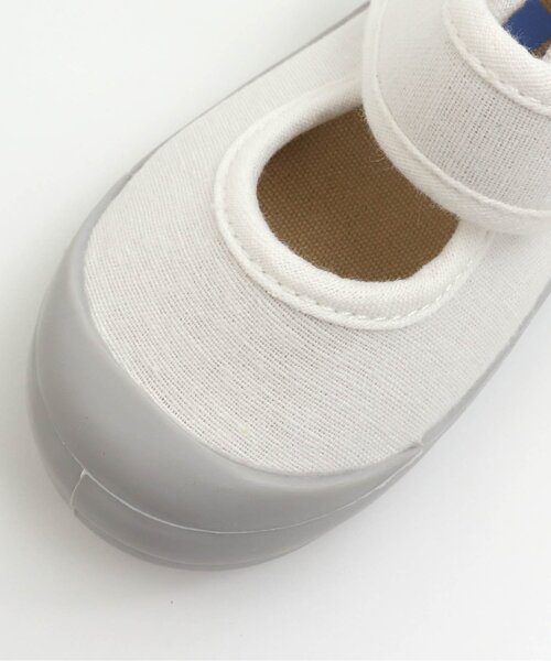 BREEZE(ブリーズ)の「【履きやすいベロクロ式】上履き(スリッポン・キッズ・ベージュ/グレー/オレンジ/ブルー・15 /18/17/19/14/16)」の13枚目の写真