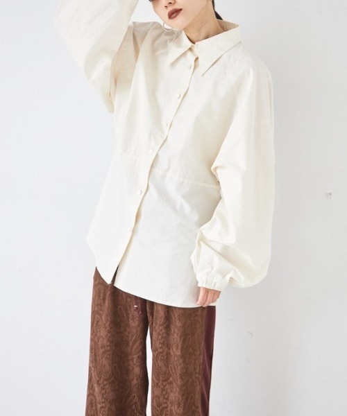 CANAL JEAN(キャナルジーン)の「TODAYFUL(トゥデイフル) "Volumesleeve Typewriter Shirts"ボリュームスリーブタイプライターシャツ/12120417(シャツ/ブラウス・レディース・キナリ・ONE SIZE)」の5枚目の写真