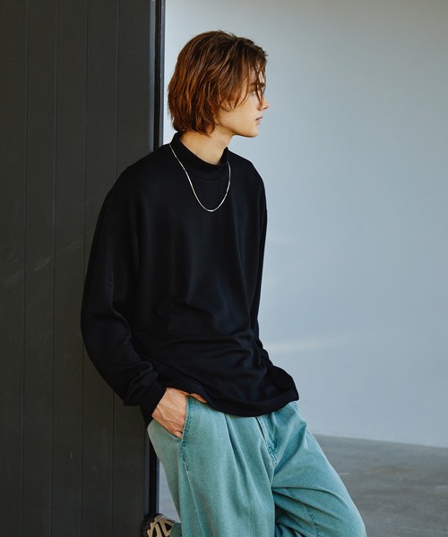 EMMA CLOTHES(エマクローズ)の「ドレープポンチ モックネックサイドスリット ルーズベーシックL/Sカットソー EMMA CLOTHES(Tシャツ/カットソー・メンズ・ダークオレンジ/チャコール/ホワイト/ブラック/ブルー・M/L)」の22枚目の写真