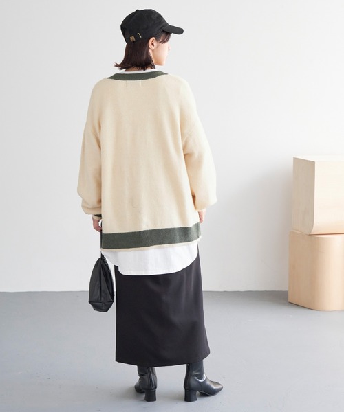 Chaco closet（チャコ クローゼット）の「配色切り替えVネックニットカーディガン（カーディガン/ボレロ・レディース・アイボリー/ブラック/レッド/パープル/オレンジ・FREE）」の16枚目の写真