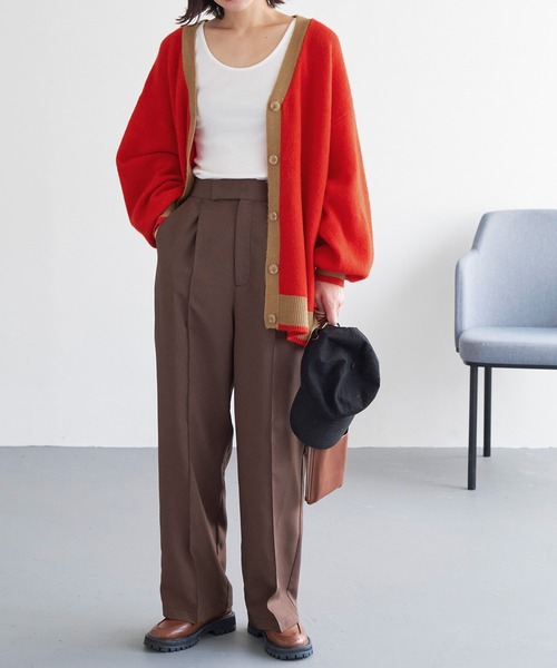 Chaco closet（チャコ クローゼット）の「配色切り替えVネックニットカーディガン（カーディガン/ボレロ・レディース・アイボリー/ブラック/レッド/パープル/オレンジ・FREE）」の12枚目の写真