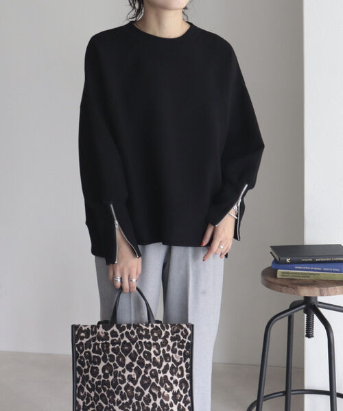 fredy emue(フレディエミュ)の「袖口ZIP プルオーバーカットソー(Tシャツ/カットソー・レディース・カーキ/グレイッシュベージュ/ブラック・38)」の13枚目の写真