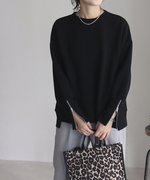 fredy emue(フレディエミュ)の「袖口ZIP プルオーバーカットソー(Tシャツ/カットソー・レディース・カーキ/グレイッシュベージュ/ブラック・38)」の15枚目の写真