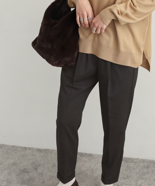 URBAN RESEARCH DOORS（アーバンリサーチドアーズ）の「ツイルテーパードイージーパンツ（その他パンツ・レディース・アイボリー/カーキ/ブラック/チャコールグレー・X-SMALL/SMALL/MEDIUM）」の5枚目の写真