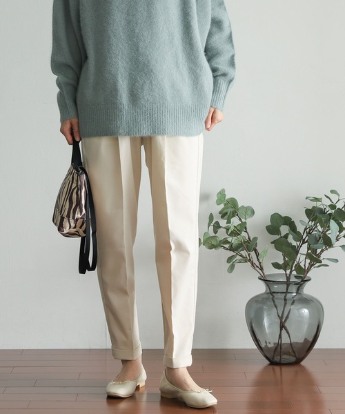 URBAN RESEARCH DOORS（アーバンリサーチドアーズ）の「ツイルテーパードイージーパンツ（その他パンツ・レディース・アイボリー/カーキ/ブラック/チャコールグレー・X-SMALL/SMALL/MEDIUM）」の16枚目の写真