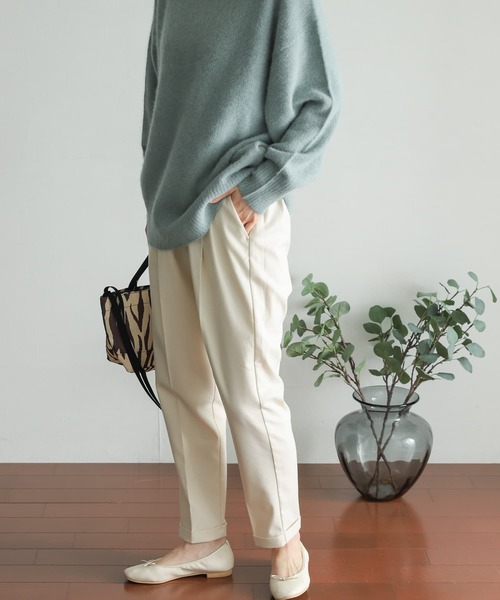 URBAN RESEARCH DOORS（アーバンリサーチドアーズ）の「ツイルテーパードイージーパンツ（その他パンツ・レディース・アイボリー/カーキ/ブラック/チャコールグレー・X-SMALL/SMALL/MEDIUM）」の19枚目の写真