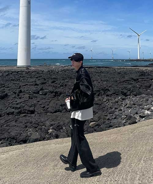 ASCLO(エジュクロ)の「ASCLO 横スリダメージブラックデニムパンツ(デニムパンツ・メンズ・ブラック・SMALL/MEDIUM/LARGE)」の13枚目の写真