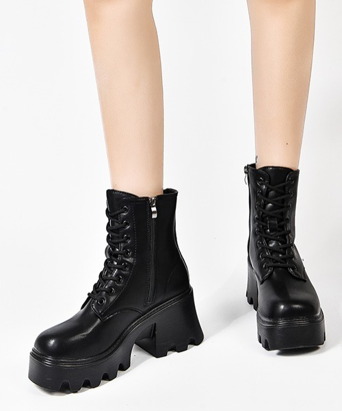 Shoes in Closet（シューズインクローゼット）の「厚底 バルキーソール  