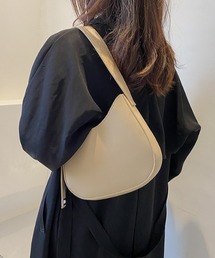 シンプルレザー ショルダーバッグ