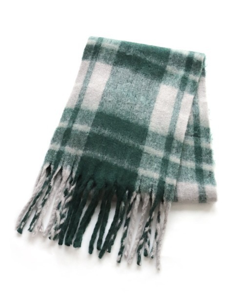 Pierrot（ピエロ）の「ふんわりフェイクウール柄アソートマフラー（マフラー・レディース・イエロー/ブルー/グリーン/ブラウン/グレー/ブラック/ブルー系その他・FREE）」の10枚目の写真