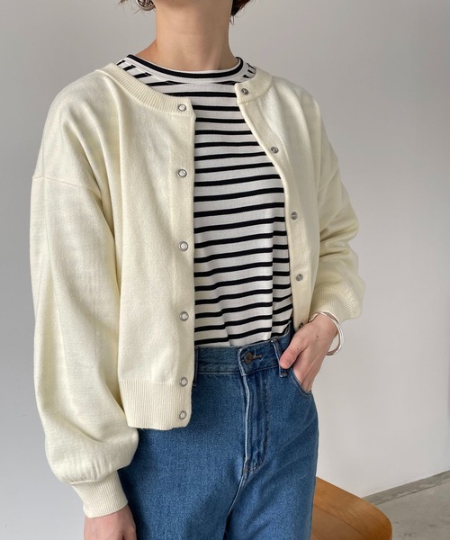 210nouve（トゥージュヌーブ）の「リングスナップショートカーディガン（カーディガン/ボレロ・レディース・アイボリー/ブラック/ブルー/ピンク・FREE）」の18枚目の写真