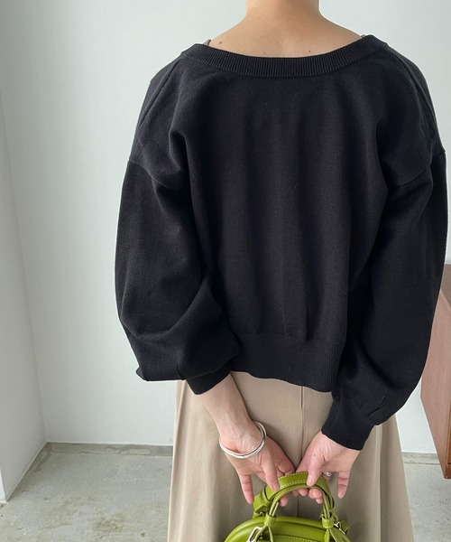 210nouve（トゥージュヌーブ）の「リングスナップショートカーディガン（カーディガン/ボレロ・レディース・アイボリー/ブラック/ブルー/ピンク・FREE）」の17枚目の写真