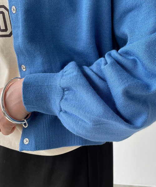 210nouve（トゥージュヌーブ）の「リングスナップショートカーディガン（カーディガン/ボレロ・レディース・アイボリー/ブラック/ブルー/ピンク・FREE）」の5枚目の写真