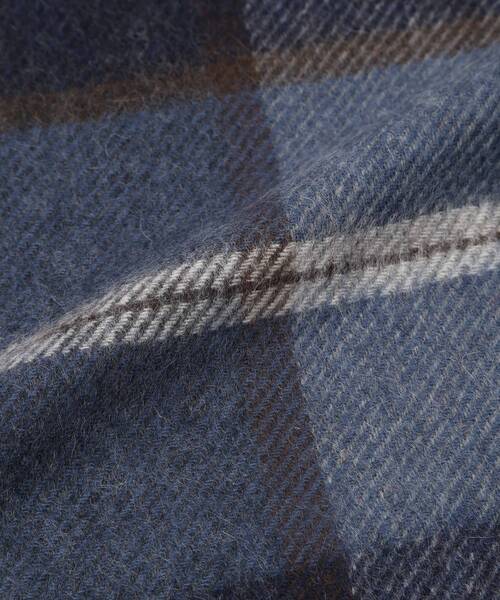 tk.TAKEO KIKUCHI（ティーケータケオキクチ）の「◆ピュアカシミヤチェックマフラー（マフラー・メンズ・ブルー系4/ブラック系4/ブルー系6/レッド系3/ワイン系3・00）」の12枚目の写真