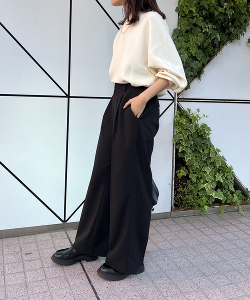 Lui's(ルイス)の「ダブルジャガードステッチワークオーバーニット(ニット/セーター・レディース・オフホワイト/ブラック/グレイッシュベージュ/ブルー・FREE)」の11枚目の写真