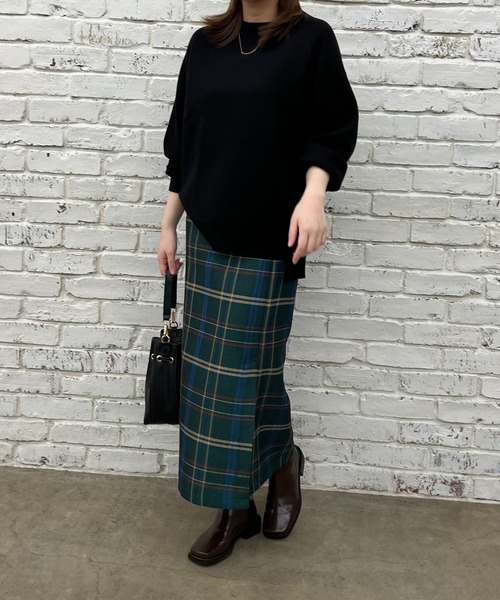 Lui's(ルイス)の「ダブルジャガードステッチワークオーバーニット(ニット/セーター・レディース・オフホワイト/ブラック/グレイッシュベージュ/ブルー・FREE)」の21枚目の写真