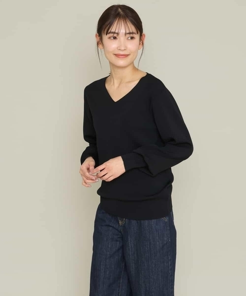 a.v.v（アーヴェヴェ）の「【洗濯機で洗える/UVカット】Vネックパフスリーブニット（ニット/セーター・レディース・アイボリー/ブラック/ブルー/ライトグレー/ライトグリーン/ピンク/ミント・36/38/40/34/42）」の22枚目の写真