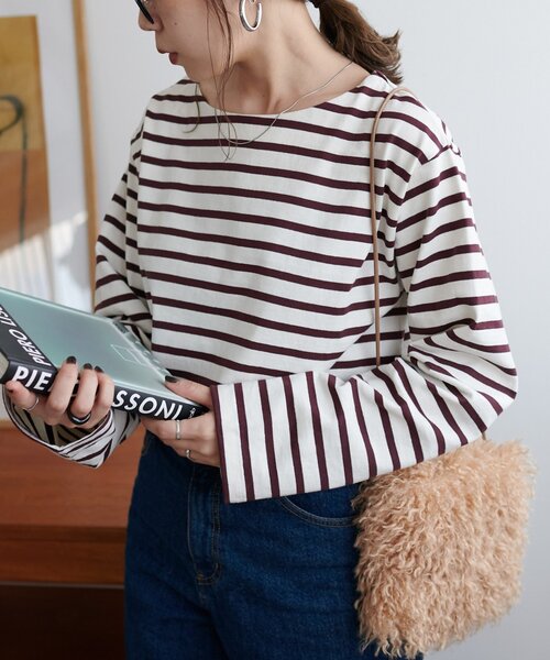 DISCOAT（ディスコート）の「【WEB限定】バスクボーダーロングスリーブ（Tシャツ/カットソー・レディース・ブルー/サックスブルー/ピンク/オレンジ/ミント/パープル/ネイビー/ブラウン/ブラック/マスタード/ホワイト/ベージュ/キャメル/ベビーピンク/グレー/レッド/オフホワイト/イエロー・FREE）」の19枚目の写真