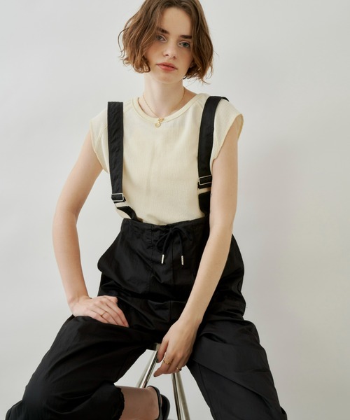 Unitage（ユニテージ）の「パラシュートパンツ（カーゴパンツ・レディース・ブラック/アイボリー/カーキ・FREE）」の2枚目の写真